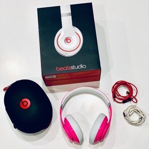 BEATS Hot Pink Studio Headphone (Limited Edition)